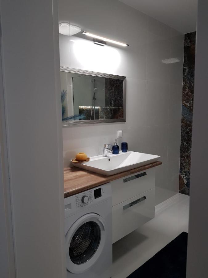 Apartament City View Wes Quality Suite Poznań Exteriör bild