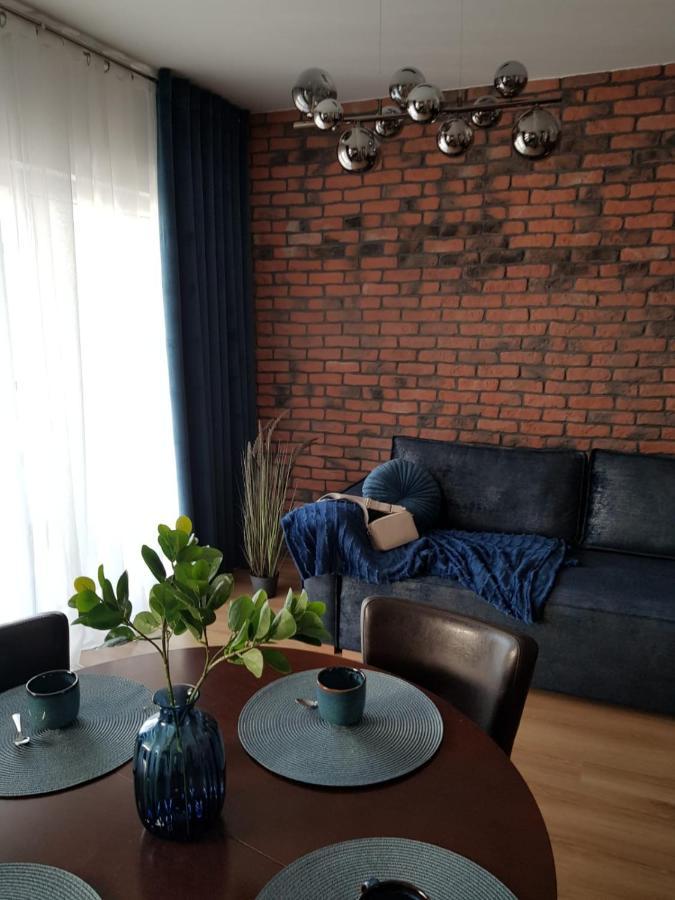 Apartament City View Wes Quality Suite Poznań Exteriör bild